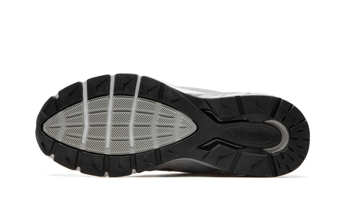 New Balance 990v5 "Grey" Sneakers