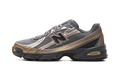 New Balance 740 "Gold Cement" Sneakers