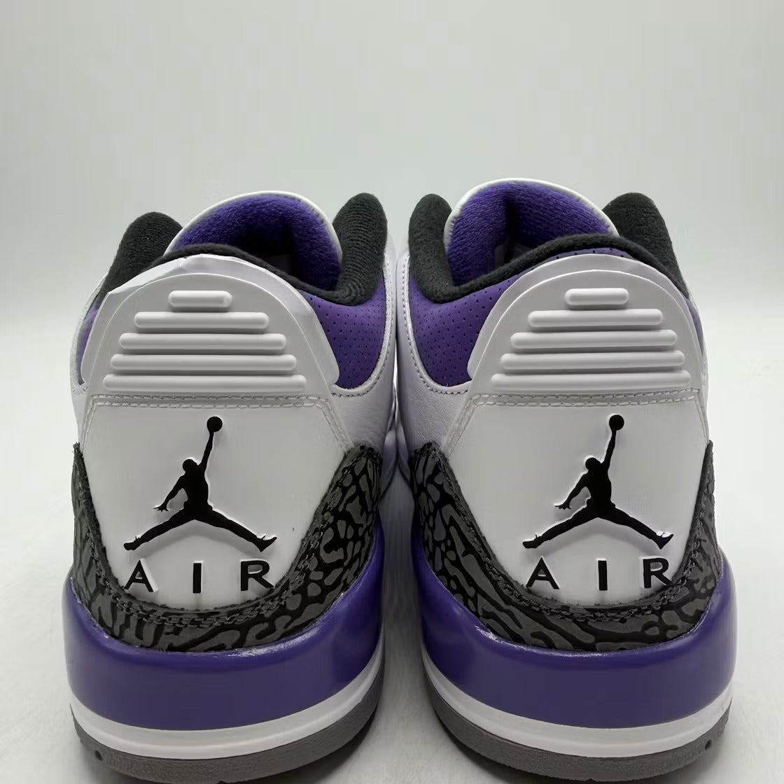 Used - Air Jordan 3 Retro Dark Iris - US M 11 - detail 3