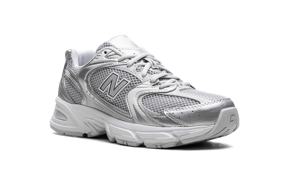 New Balance 530 "Moonbeam Silver Metallic" Sneakers