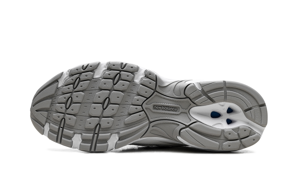 New Balance 740 "White Silver" Sneakers