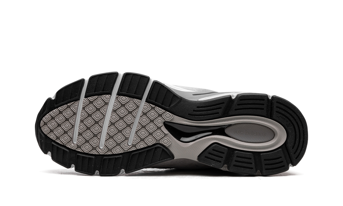 New Balance 990v4 "Grey" Sneakers