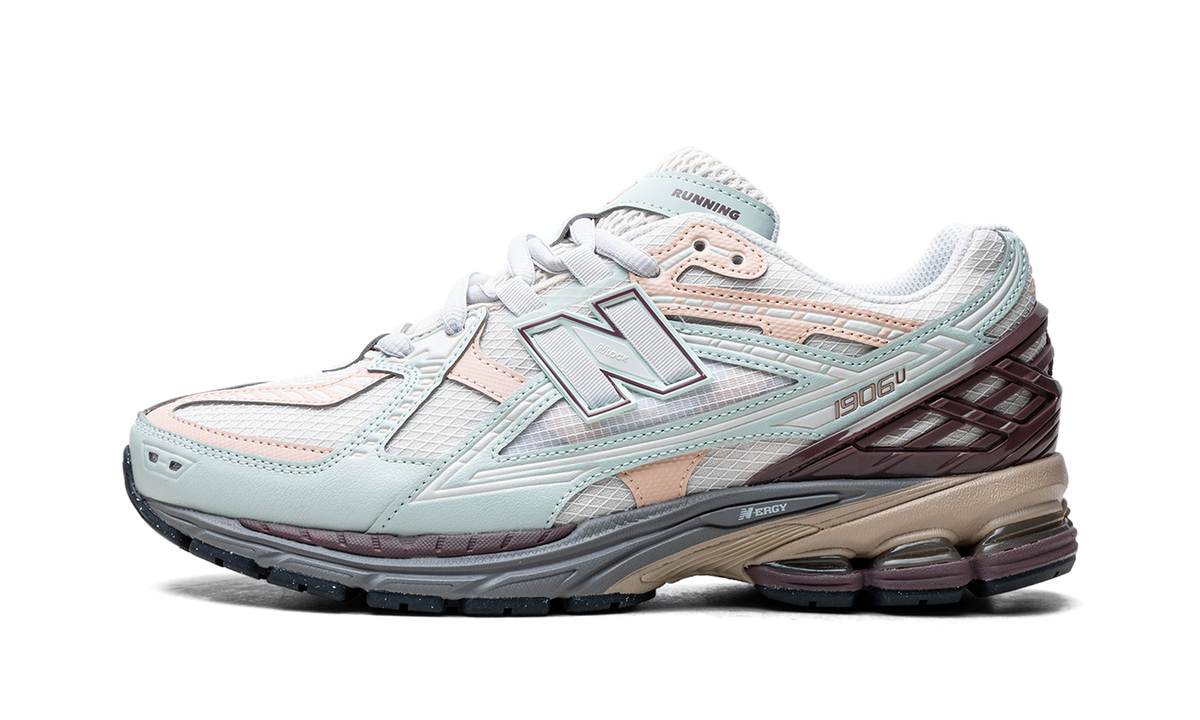 New Balance 1906 "Clay Ash" Sneakers