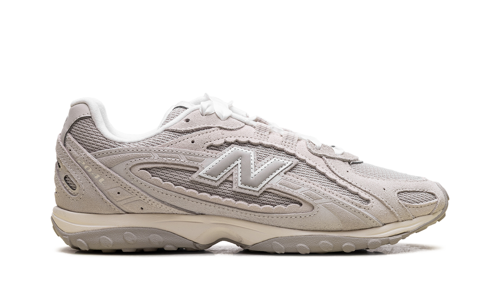 New Balance 204L "Sea Salt" Sneakers