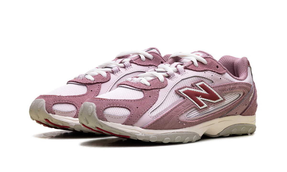 New Balance 204L "Valentine's Day" Sneakers
