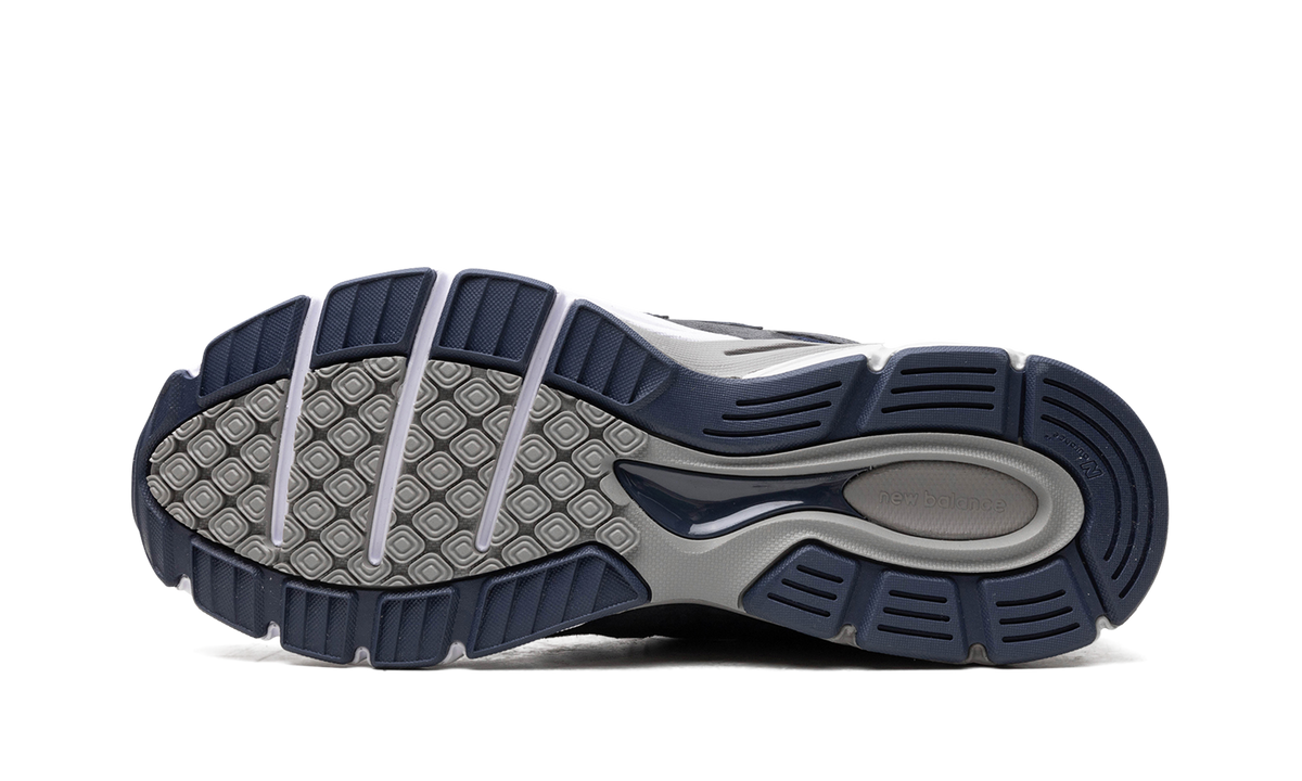 New Balance 990v4 Made in USA "Navy" Sneakers