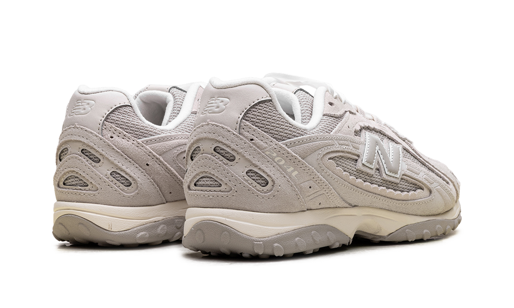 New Balance 204L "Sea Salt" Sneakers