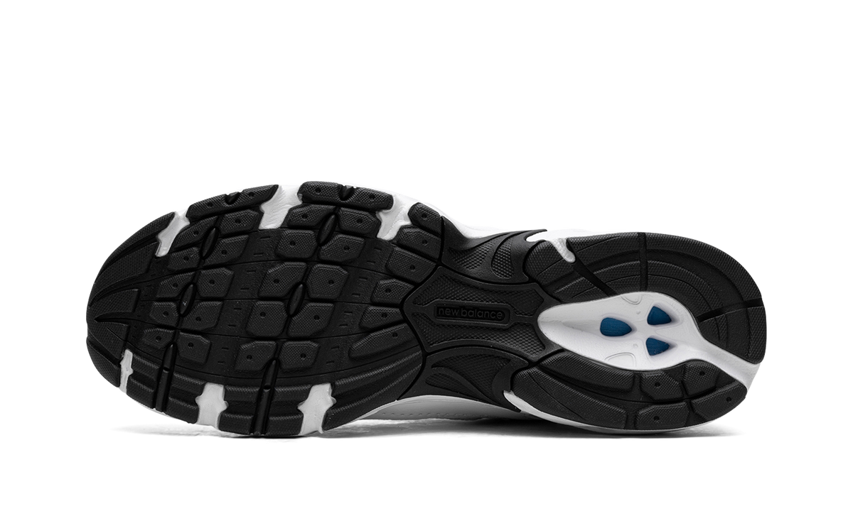 New Balance 530 "White Black" Sneakers